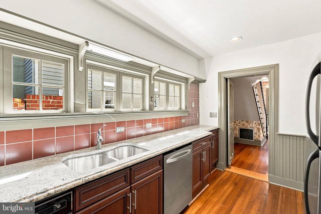 250 PRINCE GEORGE ST, Annapolis, MD 21401