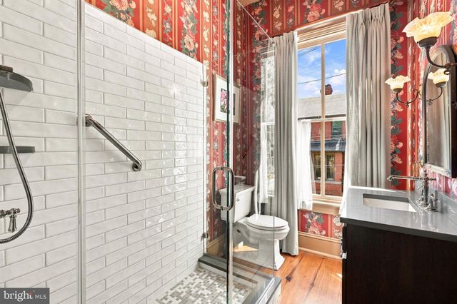 250 PRINCE GEORGE ST, Annapolis, MD 21401
