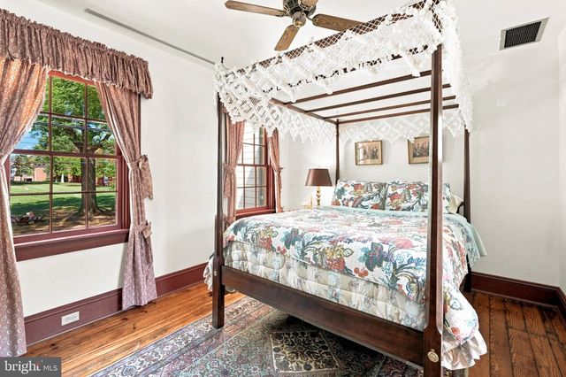 250 PRINCE GEORGE ST, Annapolis, MD 21401