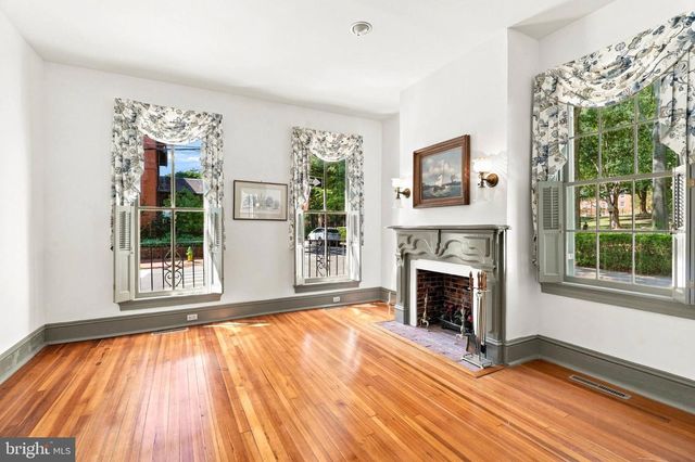 250 PRINCE GEORGE ST, Annapolis, MD 21401