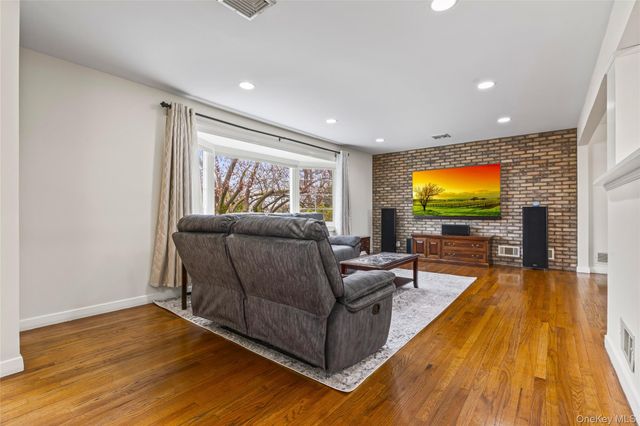 148 Lefferts Road, Yonkers, NY 10705