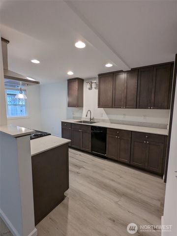 2224 NE 197th Place, Shoreline, WA 98155