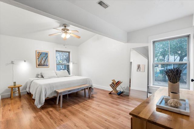 3007 E 18th ST, Austin, TX 78702