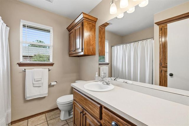 508 N Van Buren Avenue, Blanchard, OK 73010