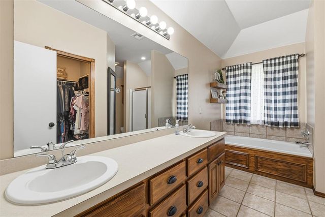 508 N Van Buren Avenue, Blanchard, OK 73010