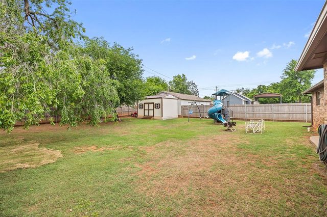 508 N Van Buren Avenue, Blanchard, OK 73010