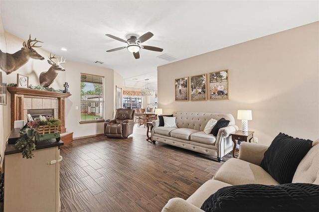 508 N Van Buren Avenue, Blanchard, OK 73010