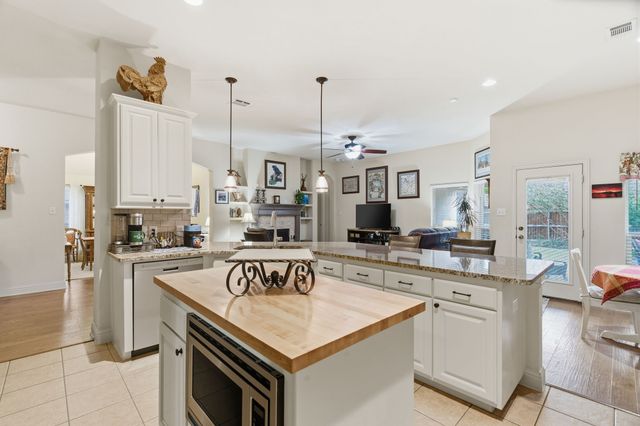 5228 Agave Way, Fort Worth, TX 76126