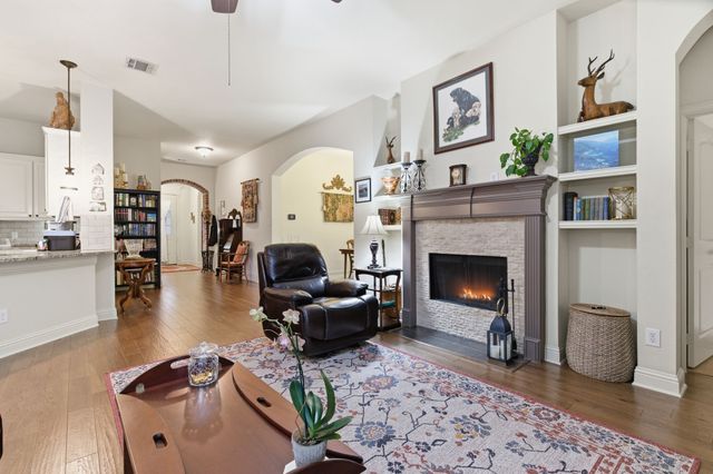 5228 Agave Way, Fort Worth, TX 76126