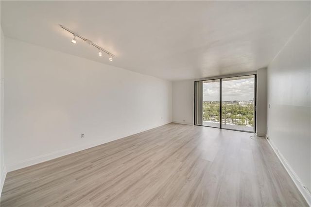 2350 NE 135th Street 1212, North Miami, FL 33181