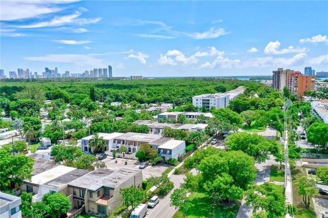 2350 NE 135th Street 1212, North Miami, FL 33181