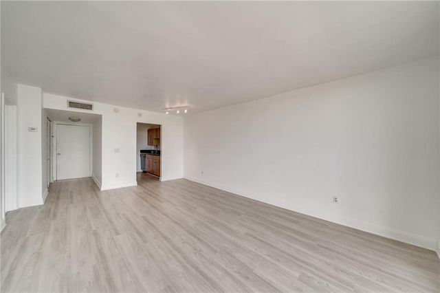 2350 NE 135th Street 1212, North Miami, FL 33181