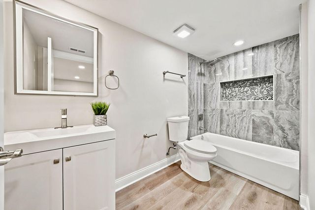 1584 Mckinley Street, Gary, IN 46404