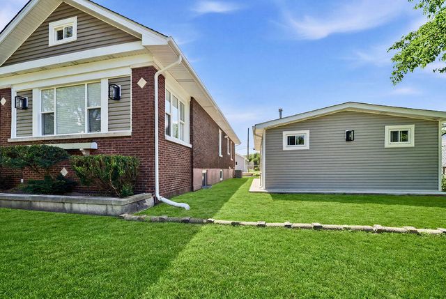 1584 Mckinley Street, Gary, IN 46404