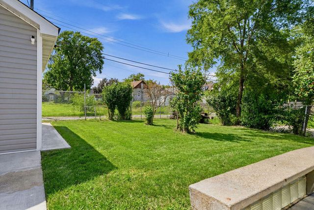 1584 Mckinley Street, Gary, IN 46404