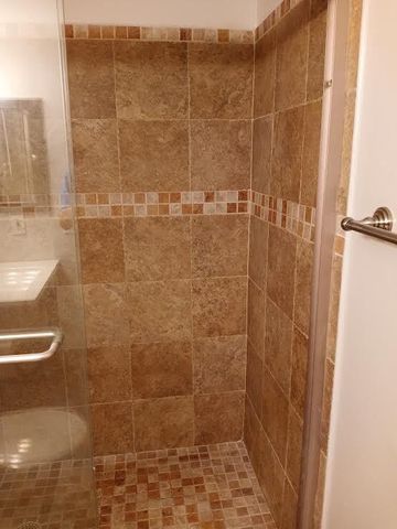 512 Gardens Drive 103, Pompano Beach, FL 33069