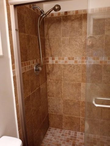 512 Gardens Drive 103, Pompano Beach, FL 33069