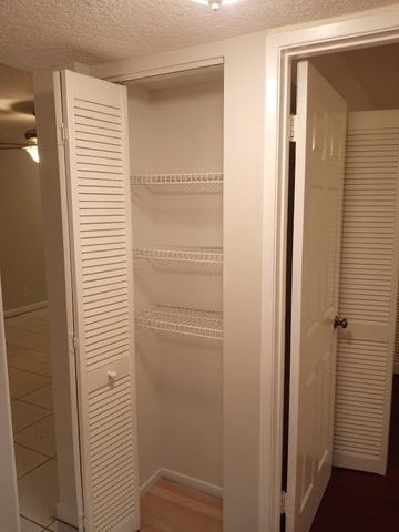 512 Gardens Drive 103, Pompano Beach, FL 33069