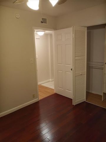 512 Gardens Drive 103, Pompano Beach, FL 33069