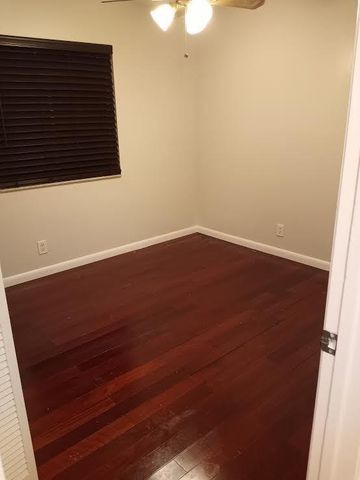 512 Gardens Drive 103, Pompano Beach, FL 33069