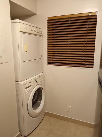 512 Gardens Drive 103, Pompano Beach, FL 33069