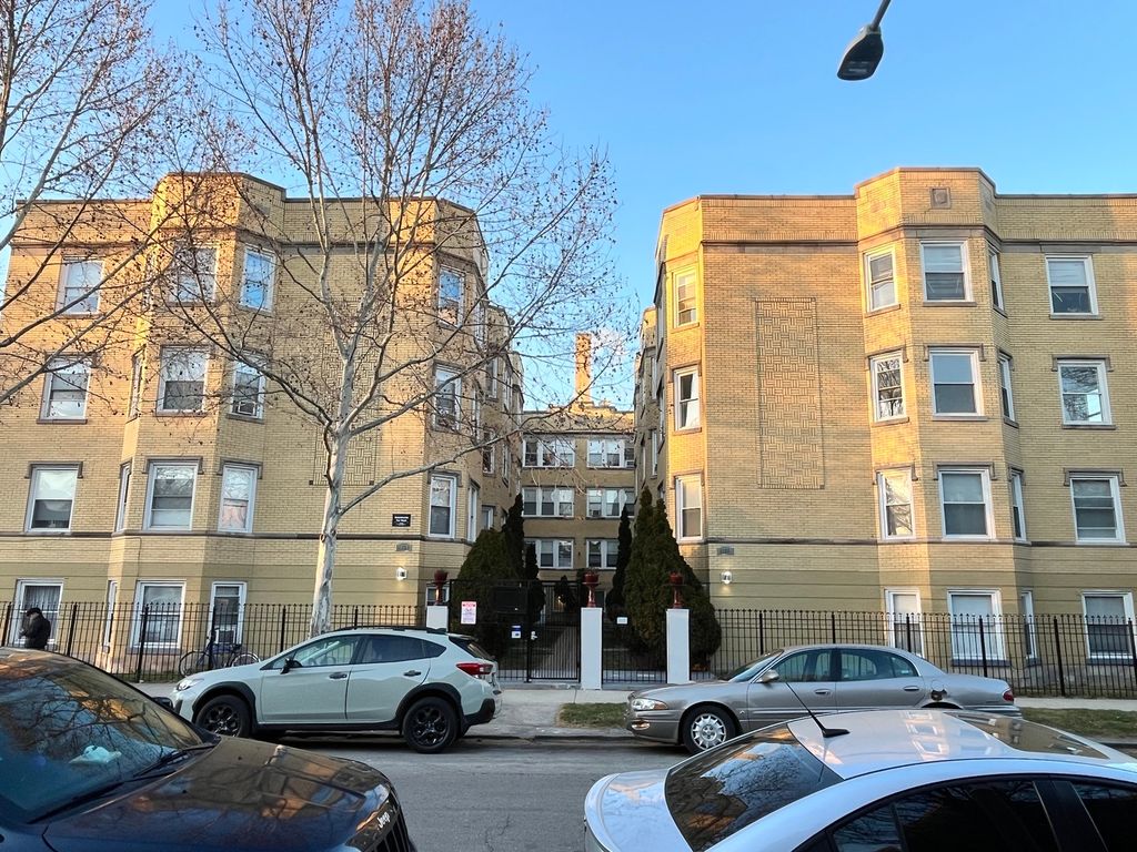 4126 W 24th Place J2, Chicago, IL 60623