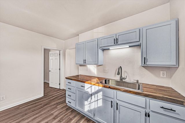 1001 Hanover AVE, Roanoke, VA 24017