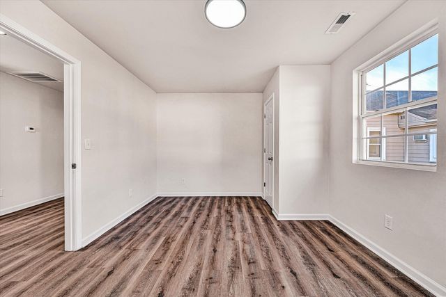 1001 Hanover AVE, Roanoke, VA 24017