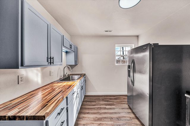 1001 Hanover AVE, Roanoke, VA 24017