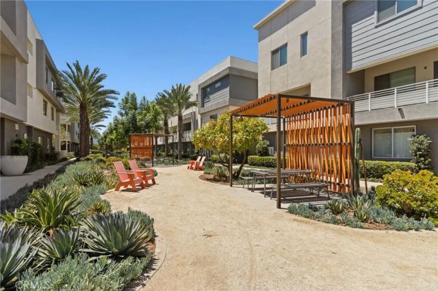 1871 S Union 81, Anaheim, CA 92805