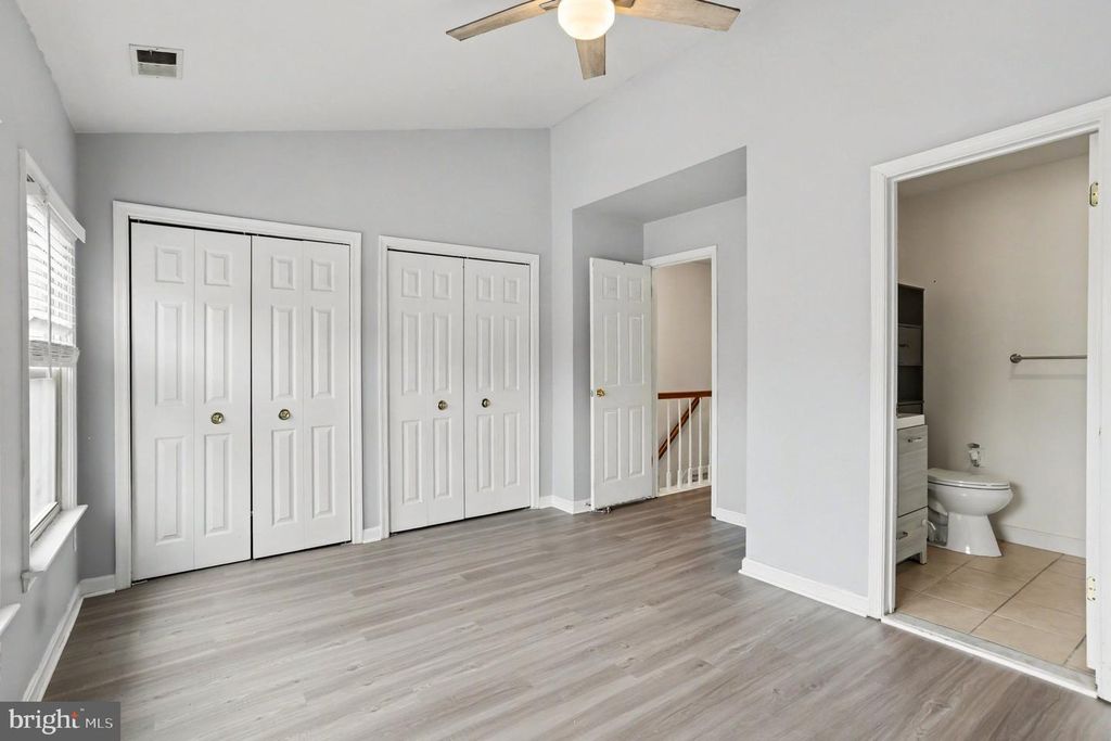 Image 15 of property listing at 216 SCOTT ST, Baltimore, MD 21230