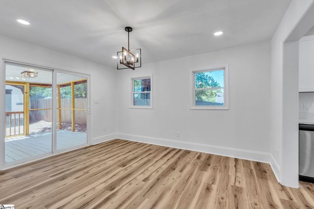 7 Hendricks Street, Greenville, SC 29607