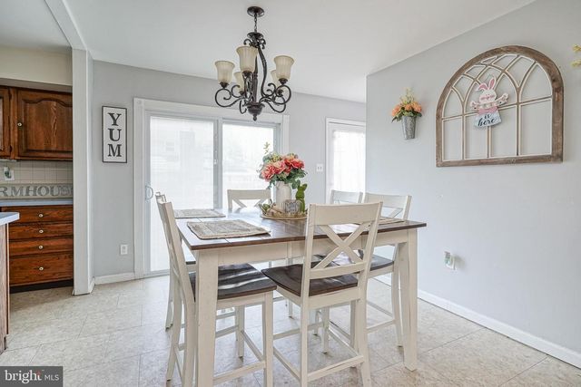 2432 S BROOKFIELD ST, Vineland, NJ 08361