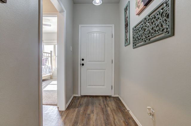 1807 E Grinnel Street, Lubbock, TX 79403