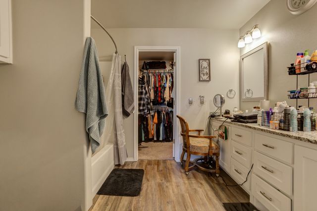 1807 E Grinnel Street, Lubbock, TX 79403