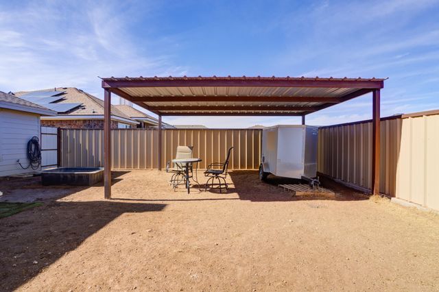 1807 E Grinnel Street, Lubbock, TX 79403