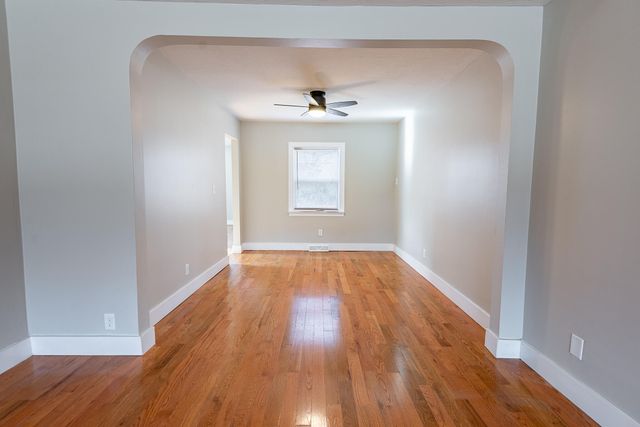 1613 N Weller Avenue, Springfield, MO 65803