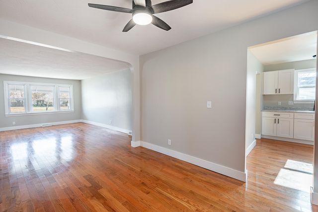 1613 N Weller Avenue, Springfield, MO 65803