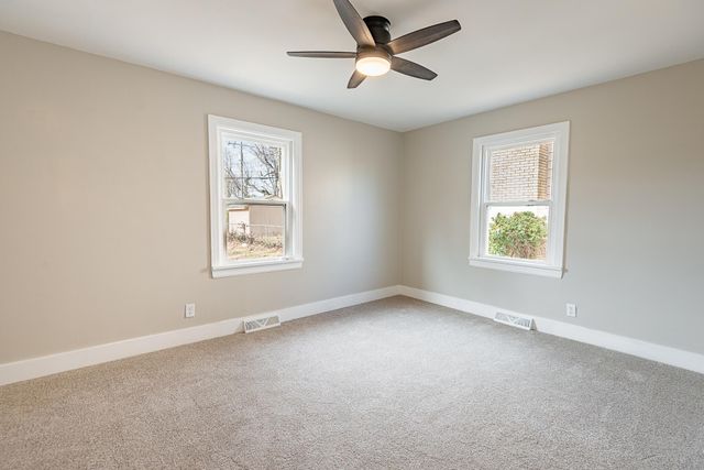 1613 N Weller Avenue, Springfield, MO 65803