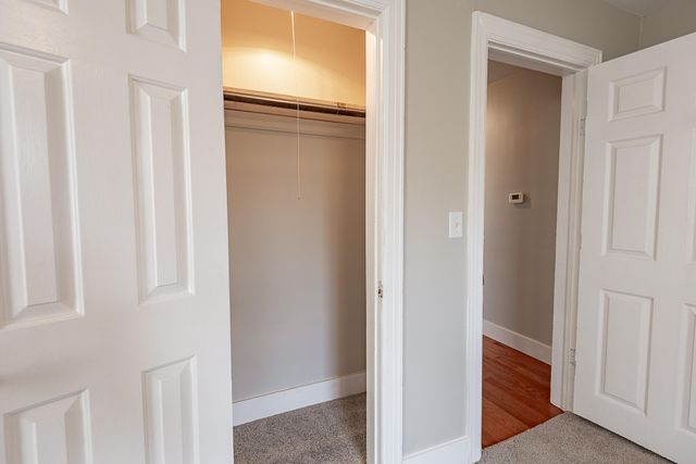 1613 N Weller Avenue, Springfield, MO 65803