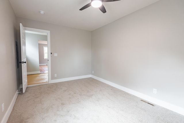 1613 N Weller Avenue, Springfield, MO 65803