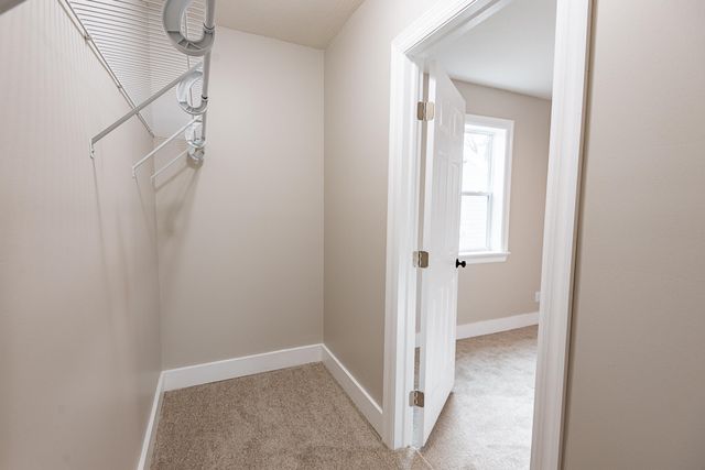 1613 N Weller Avenue, Springfield, MO 65803