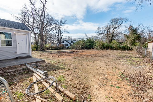 1613 N Weller Avenue, Springfield, MO 65803