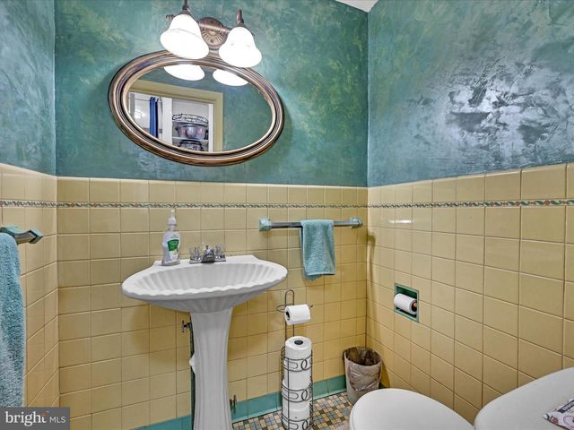 431 CENTRE ST, Ashland, PA 17921