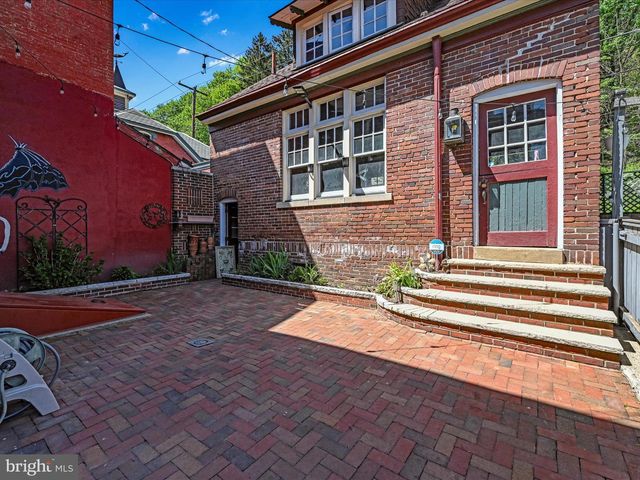 431 CENTRE ST, Ashland, PA 17921