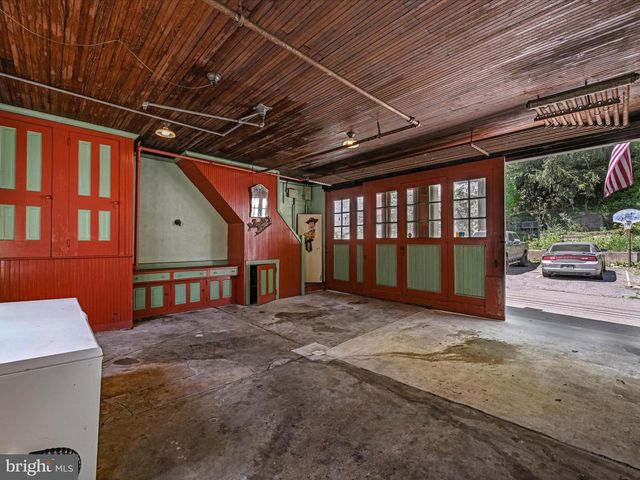 431 CENTRE ST, Ashland, PA 17921