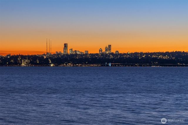 175 Lake Avenue W, Kirkland, WA 98033