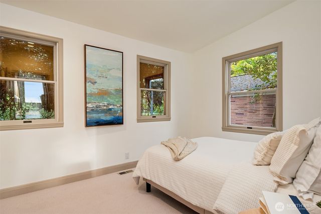 175 Lake Avenue W, Kirkland, WA 98033