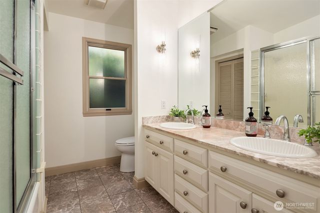 175 Lake Avenue W, Kirkland, WA 98033