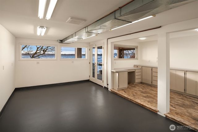 175 Lake Avenue W, Kirkland, WA 98033